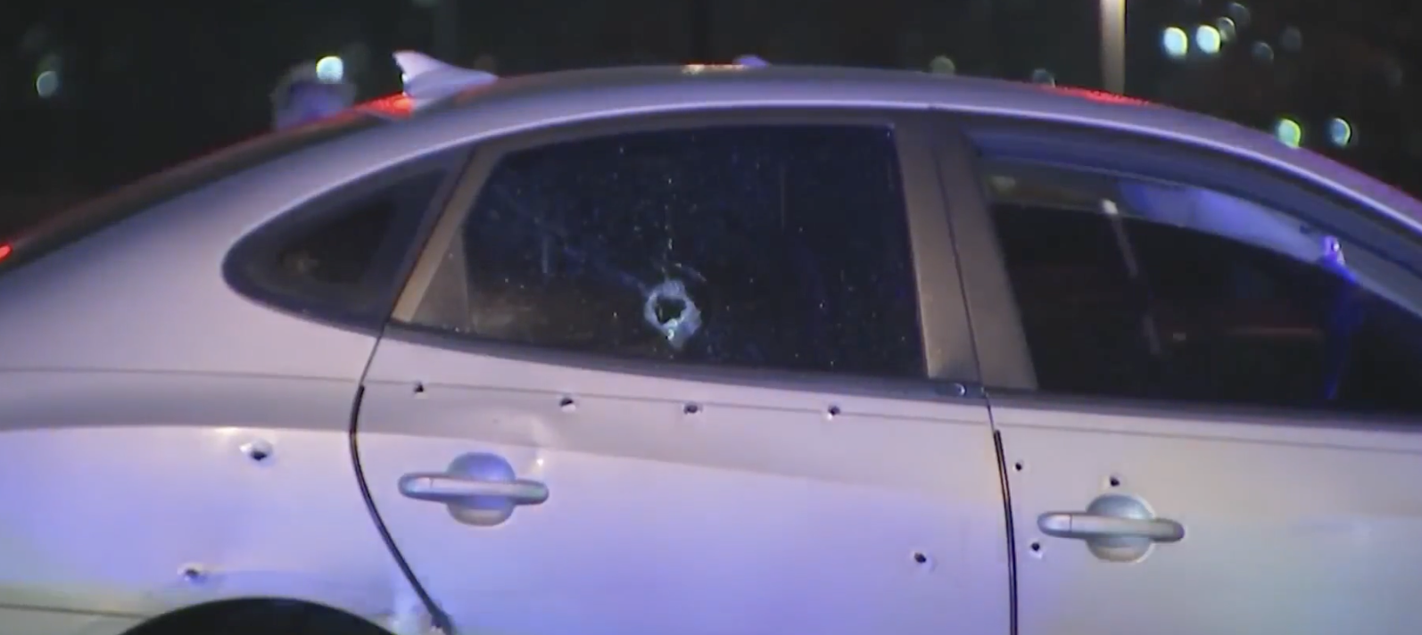 费城City Ave呆鸡私房菜附近发生恐怖枪击事件！凶手朝男子连开至少24枪！受害者身中6枪！